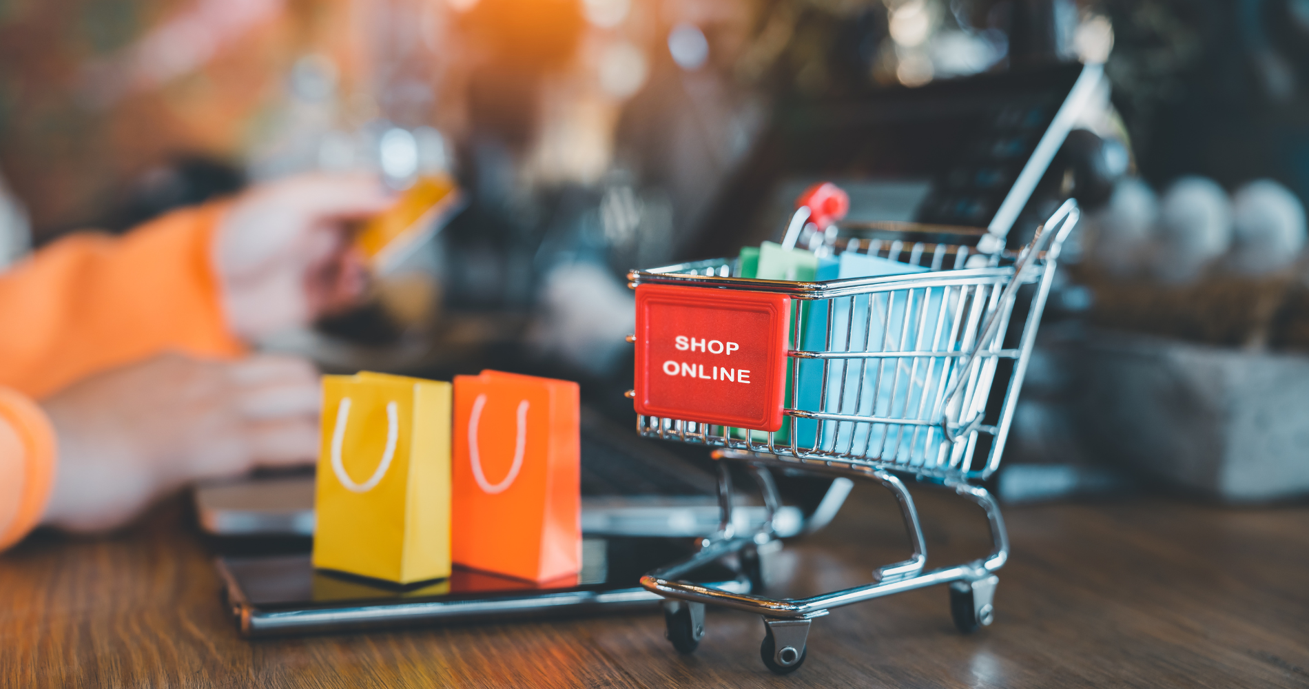 7 eCommerce Challenges and how to solve them image